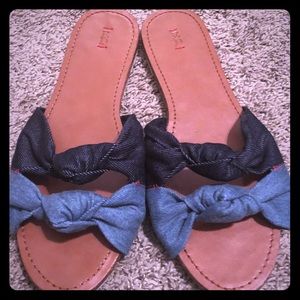 ED Ellen DeGeneres Sandals